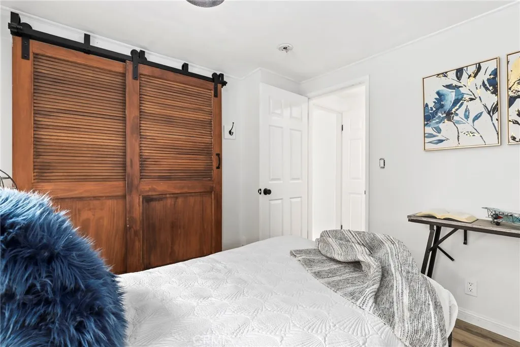 2118 Glen Ivy Drive, Glendale, California 91206 home-pic-19